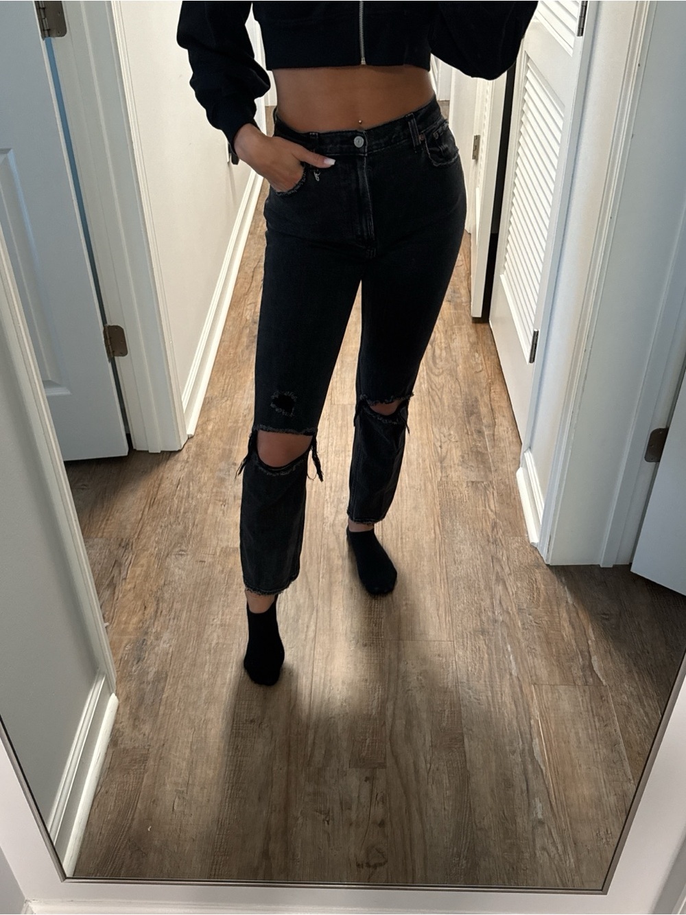 Abercrombie & Fitch Black High-Rise Distressed Jeans
